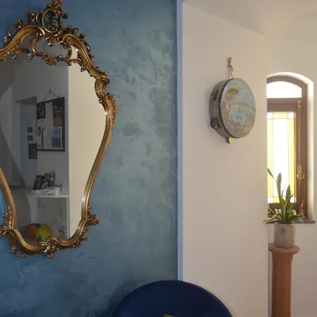 Al Mare Bed & Breakfast